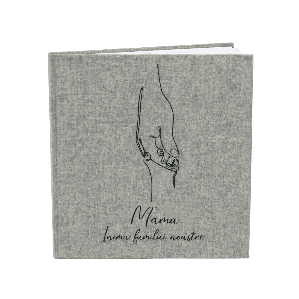 Album textil gravat Mama, Inima Familiei Noastre cu 30 de pagini